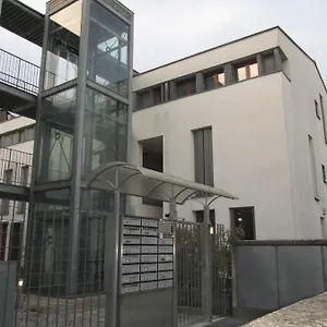 Elegante Vacanza/business In Brianza Appartamento